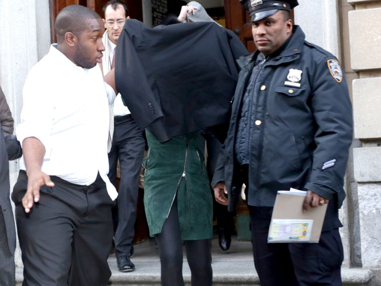 Lindsay Lohan Leaves The Police Precinct After Early Morning Arrest